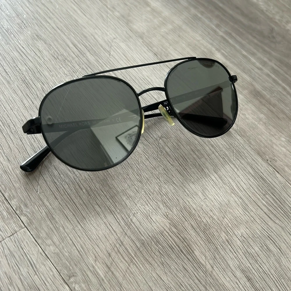 Michael Kors MK1021 (Lon) Sunglasses